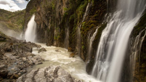 Úžasné vodopády Kapuzbasi