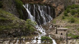 Úžasné vodopády Kapuzbasi